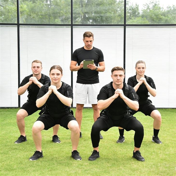 Wireless EMS Training Suit For Commercial Gym Fitness Studio suppliers