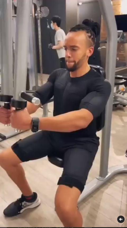 EMS Whole Body Training Device EMS Whole Body Training Device